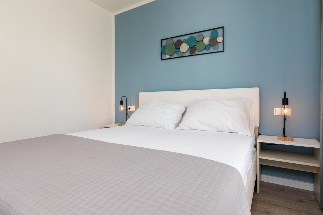 Apartments Vjeko Đảo Krk Ngoại thất bức ảnh
