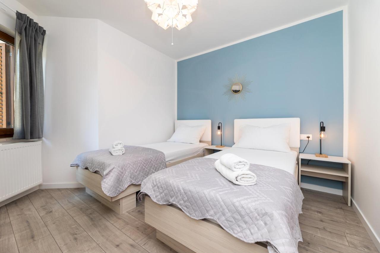 Apartments Vjeko Đảo Krk Ngoại thất bức ảnh